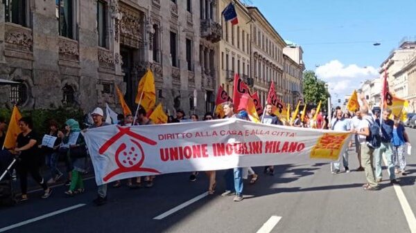 Mobilitazione a Milano dei sindacati inquilini