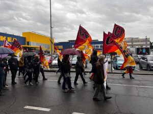 Corteo dei lavoratori in Ikea Carugate.