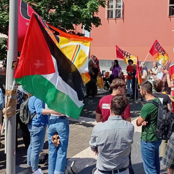 Interrogazione parlamentare per la maschera licenziata in Scala