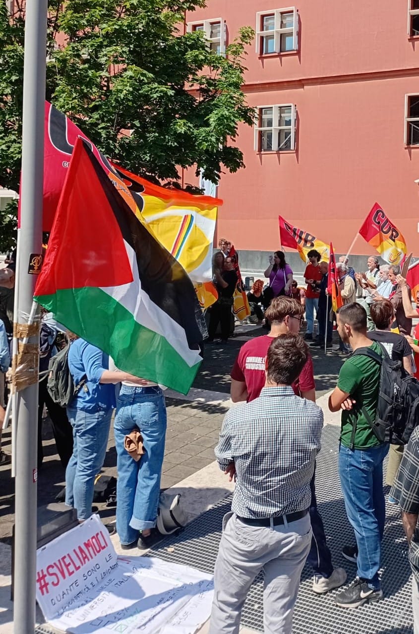 Scopri di più sull'articolo Licenziata maschera alla Scala che ha urlato “Palestina Libera”. CUB: daremo battaglia!