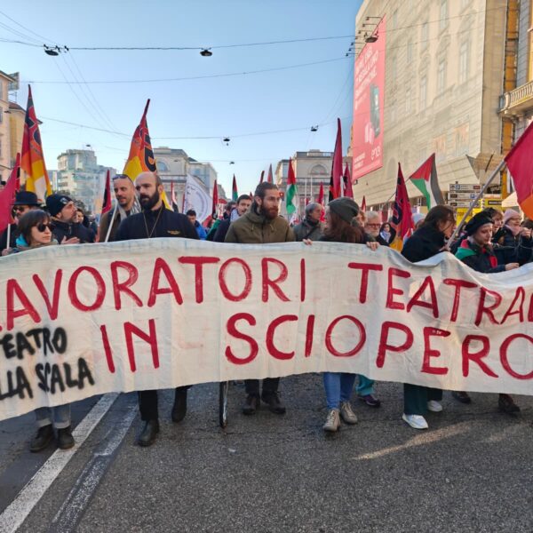 Presidio 7 dicembre per la prima della Scala