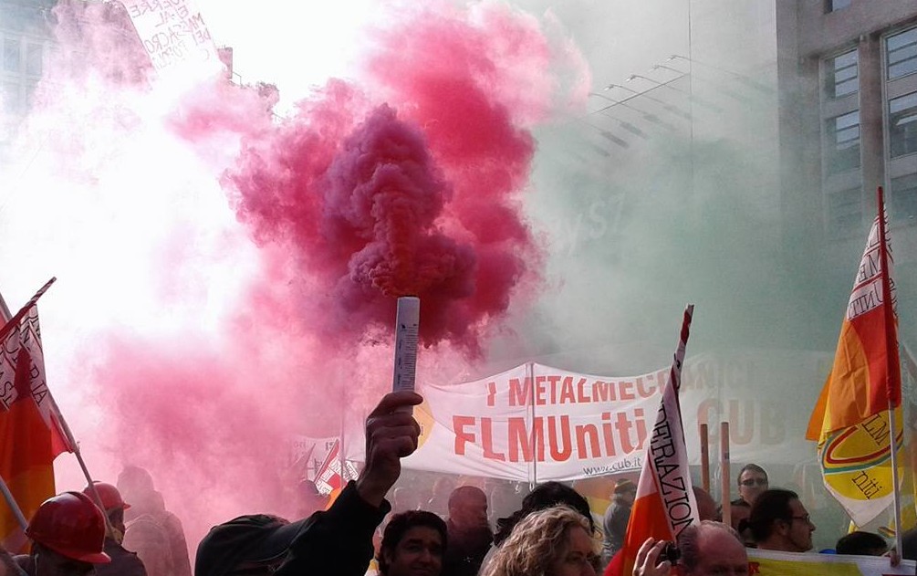 Meccanici: ai lavoratori pochi soldi e meno diritti