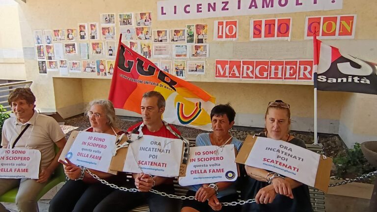 Presidio contro il licenziamento di Margherita Napoletano